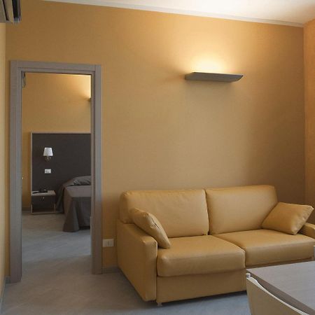 Silver Residence Hotel Bagnolo in Piano Luaran gambar